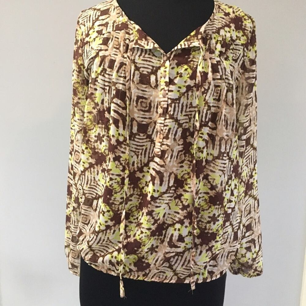 Charming Charlie Printed Peasant Top Size Small